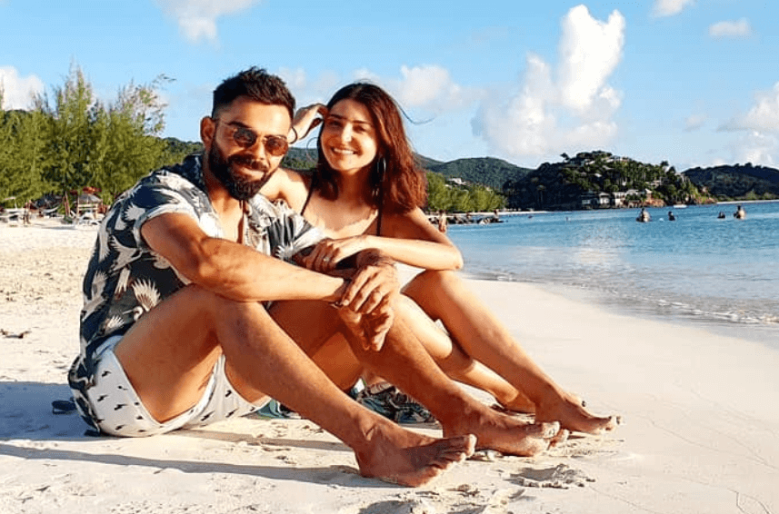 Virat-Kohli-Shares-Beach-Selfie-with-Anushka-Sharma