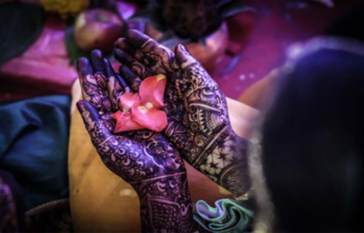 get darker mehendi color