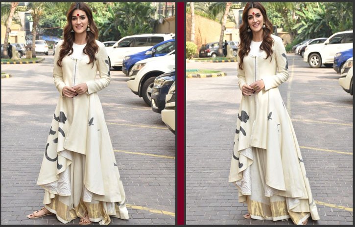 Kriti-Sanon-in-white-kurta set